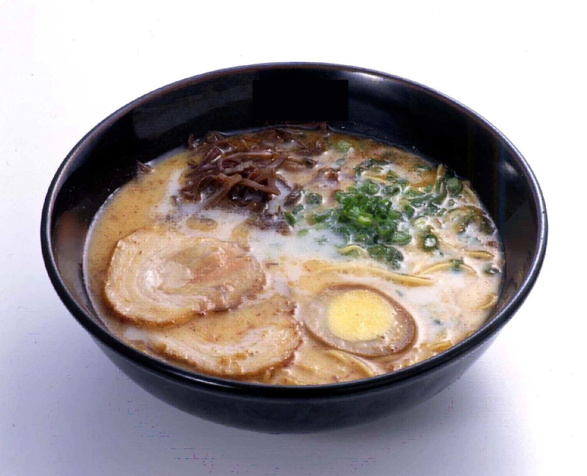 【本格とんこつ濃縮スープ「九州味」　2kg×6】　業務用本格豚骨白湯(パイタン)ガラスープ
